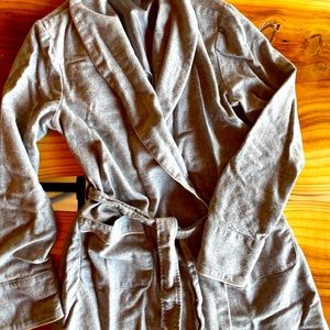 Pendleton 💯 Wool Knee-length Robe